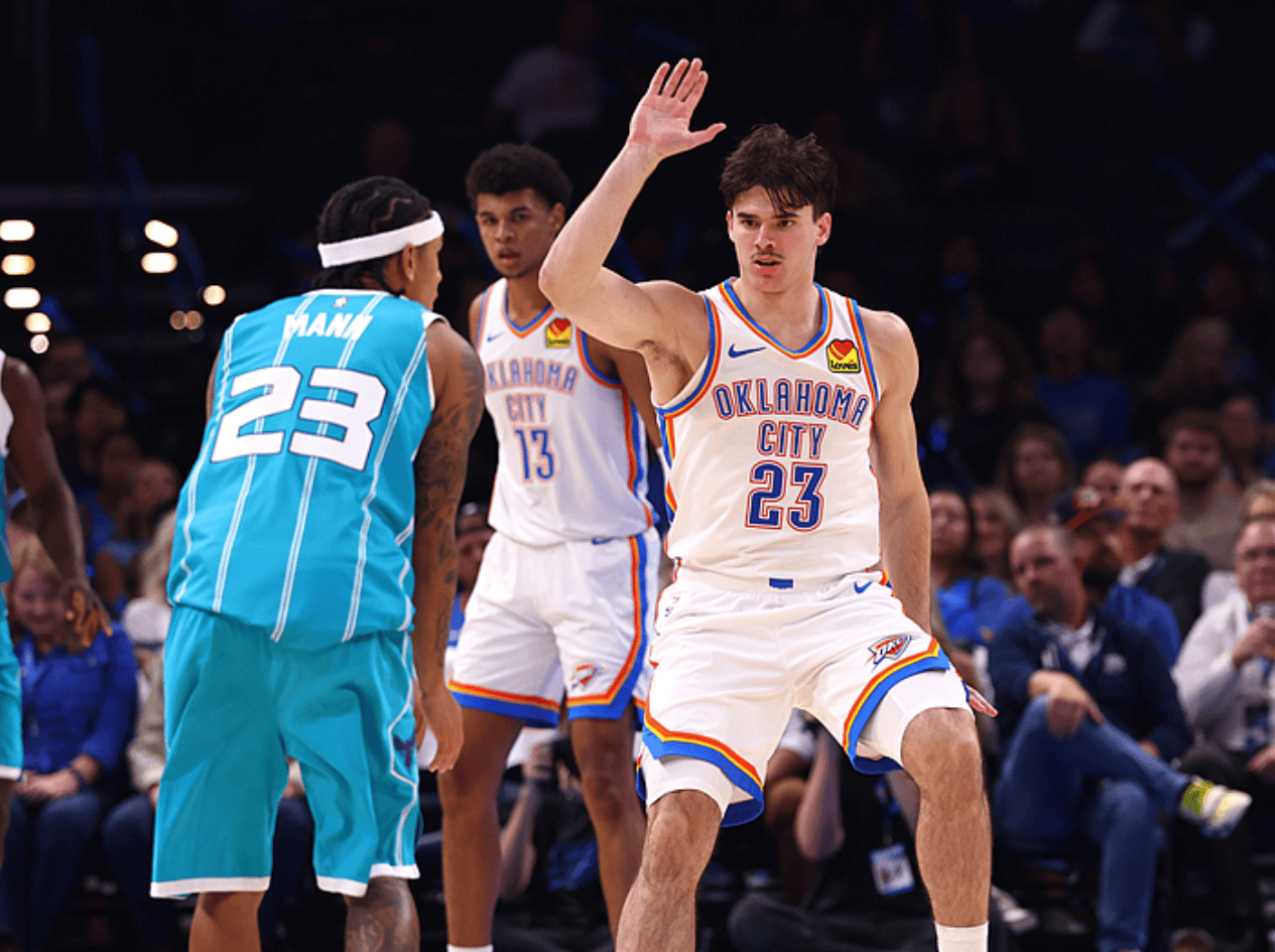 开云中国官网-C罗在雄鹿比赛中战术调整Uzi在塞尔维亚队比赛中爆冷，风云突变俄克拉荷马雷霆关键时刻再遭质疑直接炸裂的简单介绍